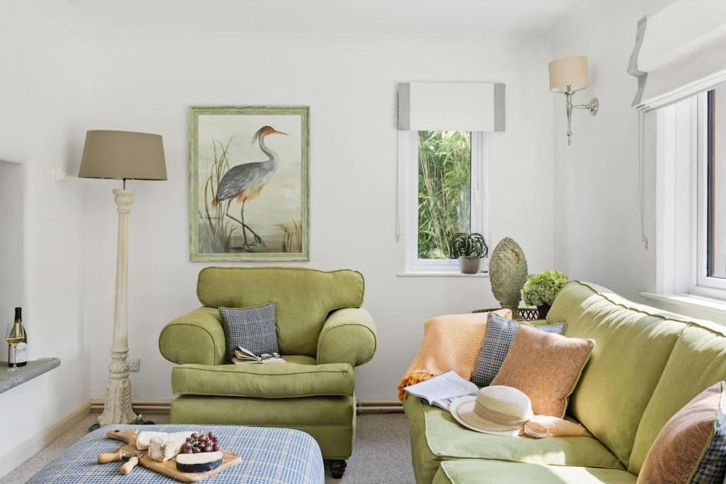 Bramblewood - Cosy Chic, Hot Tub, Close To Beach Stokeinteignhead Exterior foto