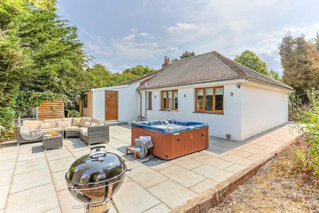 Bramblewood - Cosy Chic, Hot Tub, Close To Beach Stokeinteignhead Exterior foto