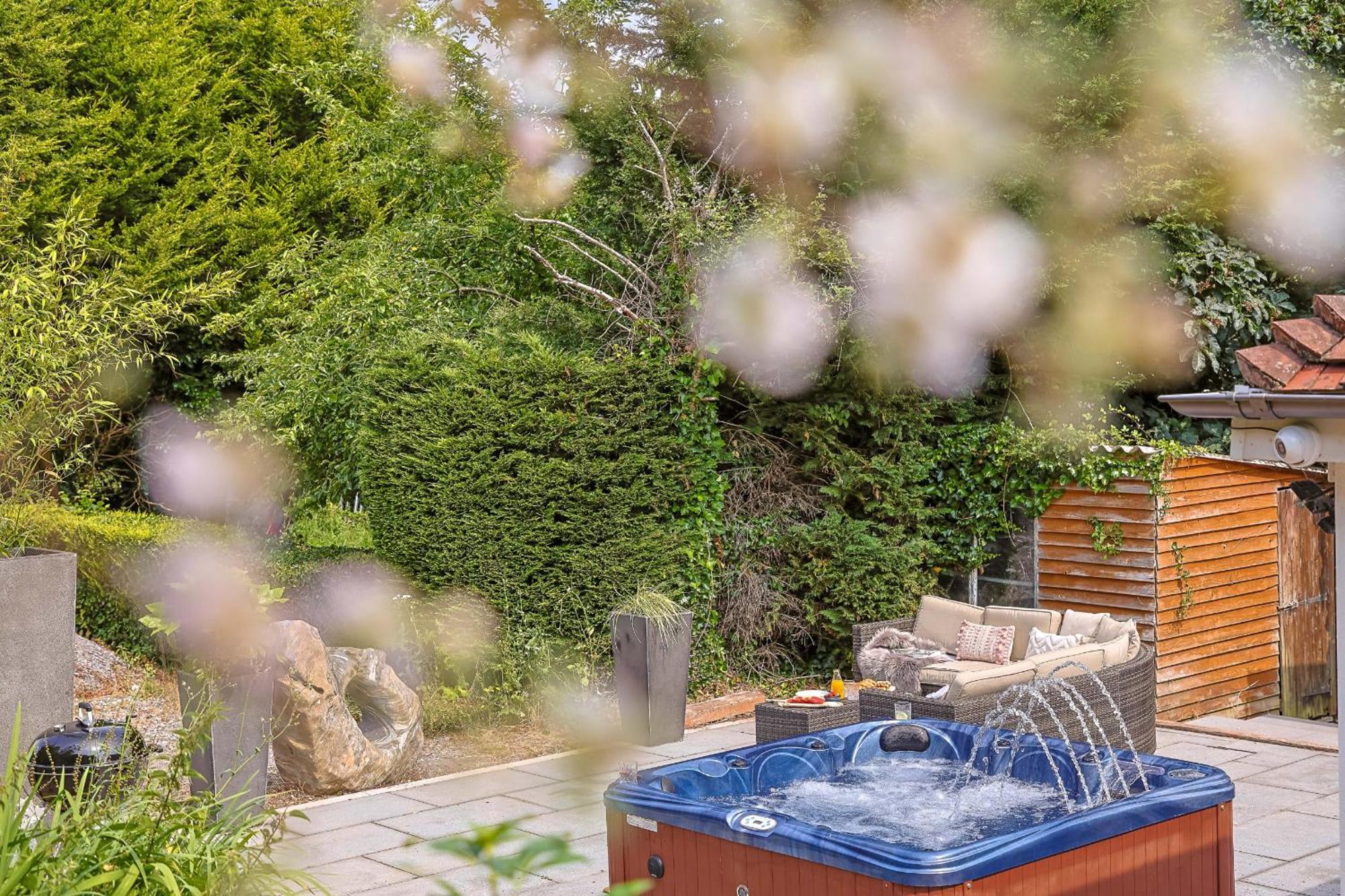 Bramblewood - Cosy Chic, Hot Tub, Close To Beach Stokeinteignhead Exterior foto